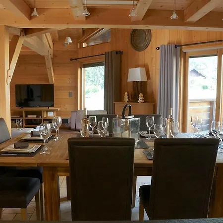 Les 3 Cimes Blanches Chalet *